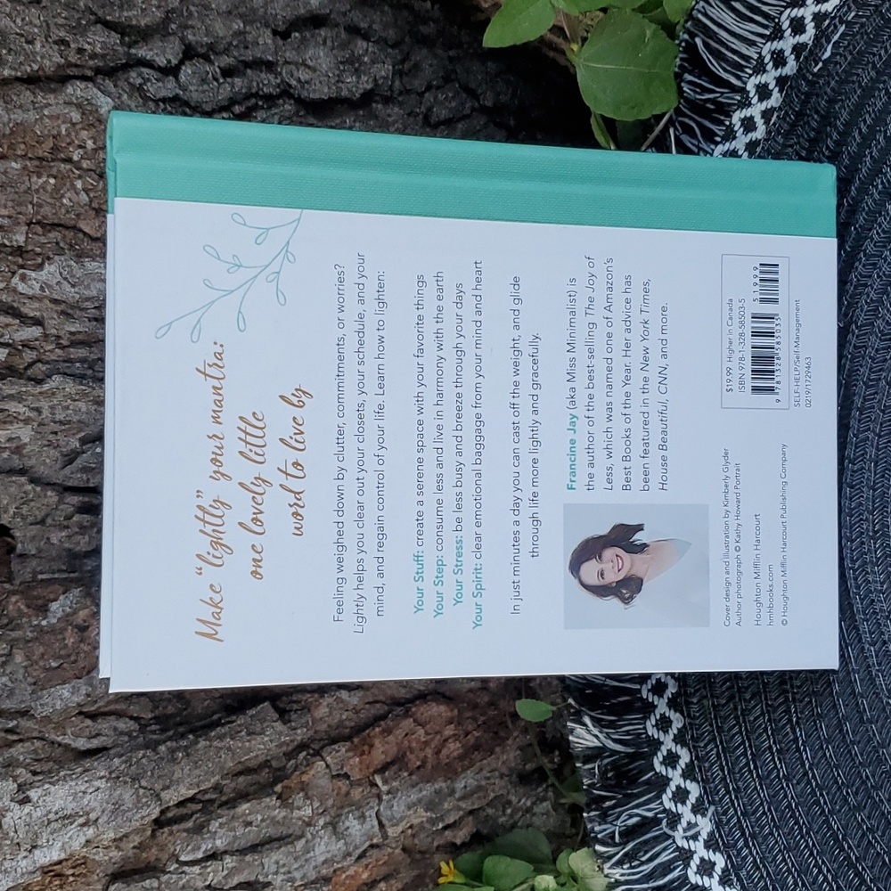 ✨️ Lightly Book - Picture 2 of 7